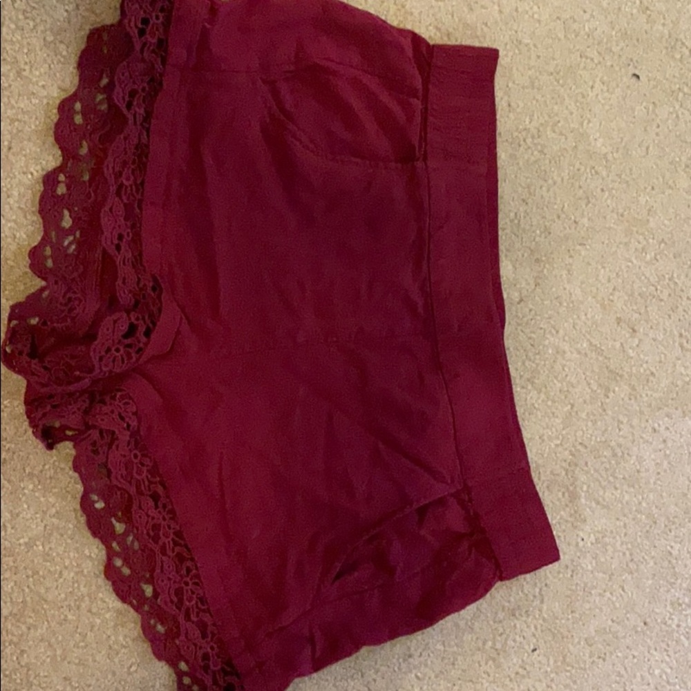 Express maroon lace elastic shorts